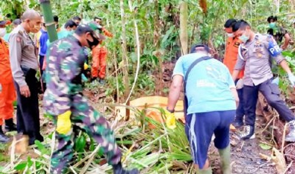 Penemuan Tengkorak Manusia, Dilokasi Polisi Temukan Celana Jeans