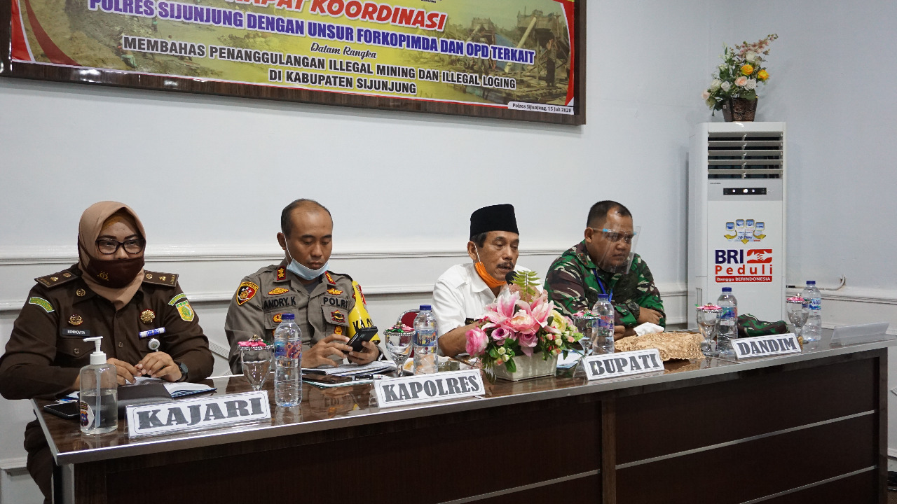 Kajari Sijunjung saat Rakor bersama Forkopimda