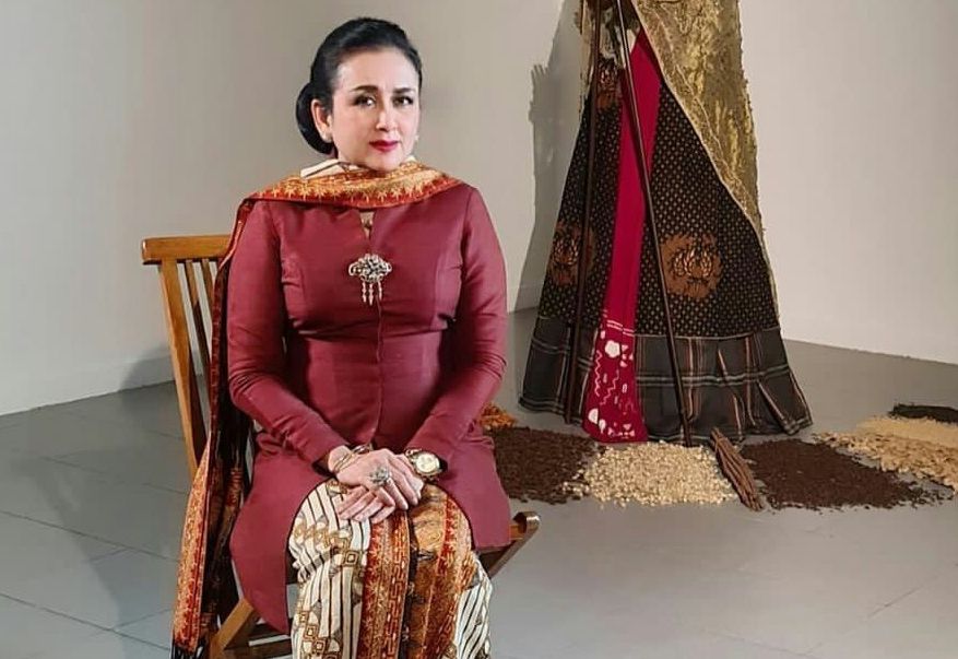 Sri Astari Rasjid. (Foto: Instagram @astarirasjid)Profil dan Biodata Sri Astari Rasjid yang meninggal dunia pada 11 Desember 2022 malam (foto: Twitter @astari007)