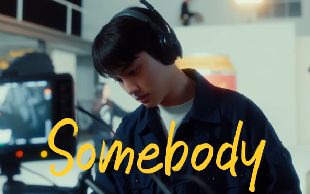 Arti Lagu 'Somebody' by D.O EXO Trending di Youtube, Lengkap dengan Makna dan Terjemahan Lirik Indonesia (Foto: Tangkap Layar Youtube/SMTOWN)
