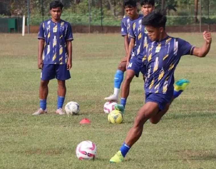 Tim Sepakbola Sumbar menggelar latihan jelang laga melawan NTT