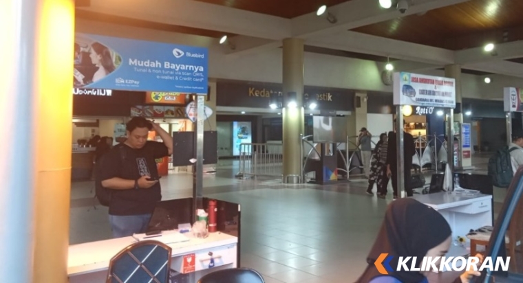 Bandara Internasional Minangkabau (BIM) ditutup akibat erupsi Marapi. (Foto: istimewa)