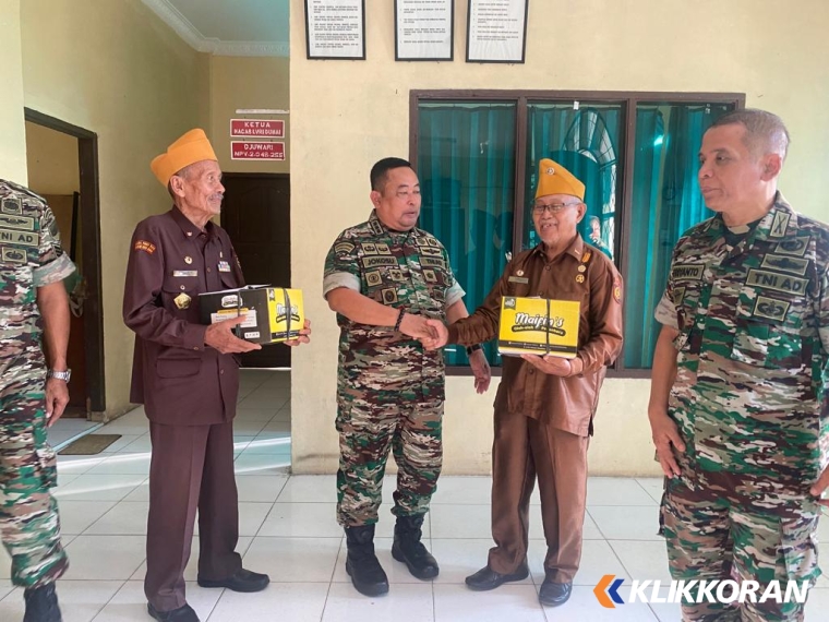 Kababinminvetcad Kodam I/ Bukit Barisan kunjungi kantor administrasi veteran dan cadangan 23 di Dumai. (Foto: Istimewa)