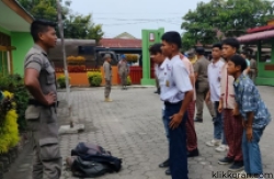 Sejumlah pelajar saat diamankan Satpol PP Padang. (Foto: Humas Satpol PP Padang)