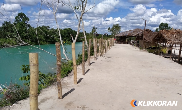 Danau Biru Tewang Rangkang (foto: Prokalteng.co)