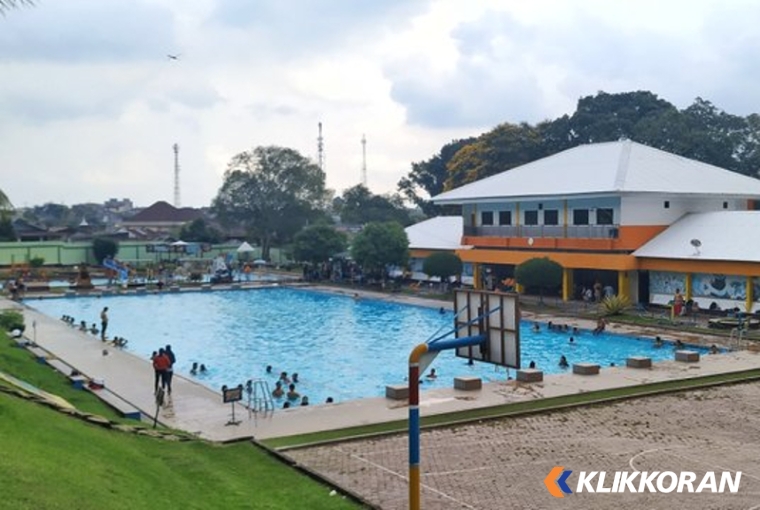 Kolam Renang Wira Satya Dharma (foto: steemit)