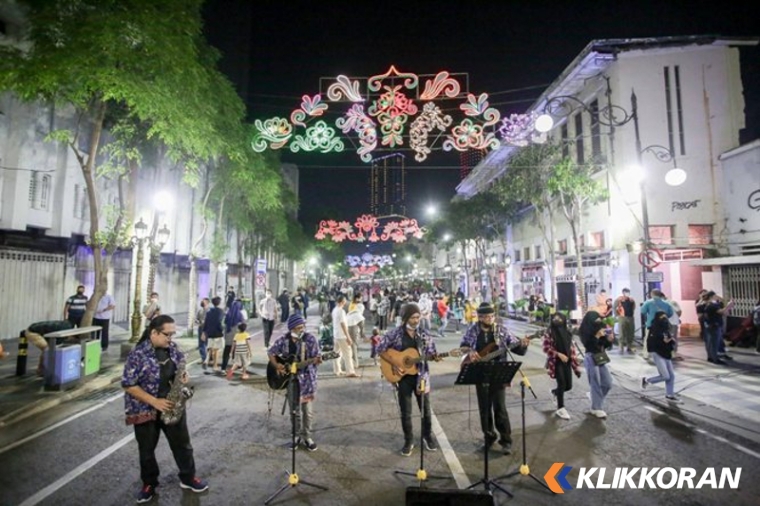 Jalan Tunjungan (foto: student activity Binus)