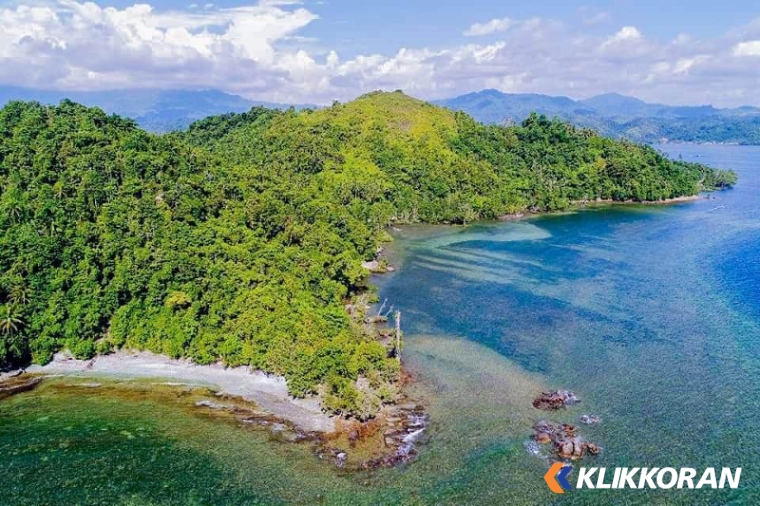 Pulau Kambunong (foto: Dinas Pariwisata Provinsi Sulawesi Barat)