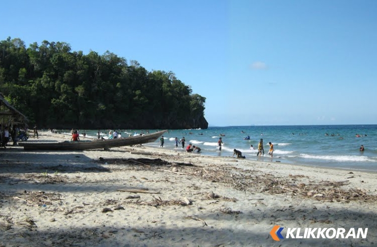 Pantai Taipa (foto: ksmtour)