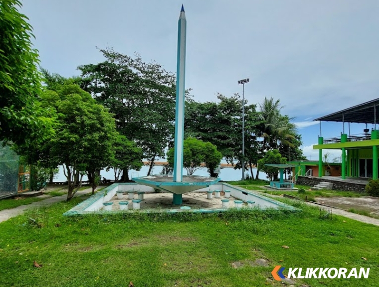 Tugu Pensil (foto: Google Maps/Irene Dyah Saraswati)