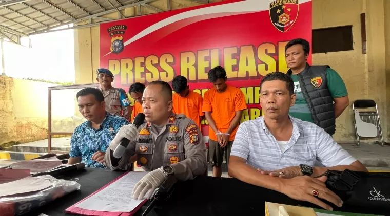 Pengeroyokan Ojol di Pekanbaru, Ayah dan Dua Anak Tiri Diamankan Polsek Binawidya