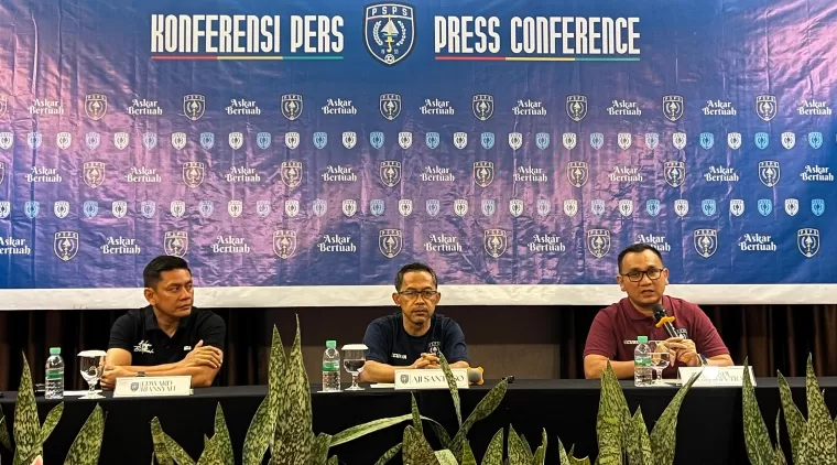 Resmi, PSPS Riau Kontrak Aji Santoso 1 Tahun Sebagai Pelatih Kepala