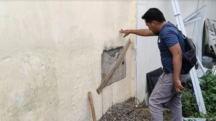 Para tahanan ini diduga kabur melalui tembok sel bagian belakang Polres Barru dengan menjebol dinding setebal 20 cm. (Foto: iNews.ID)