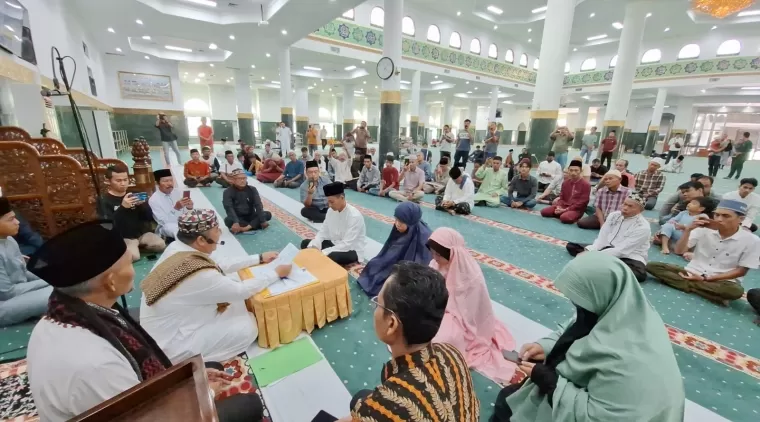 Lagi, Tiga Mualaf Sukses Bersyahadat di Masjid Agung Annur Pekanbaru