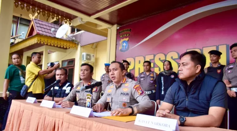 Enam Rekan Merisa Putri Diburu Polisi, Begini Kata Dirnarkoba Polda Riau