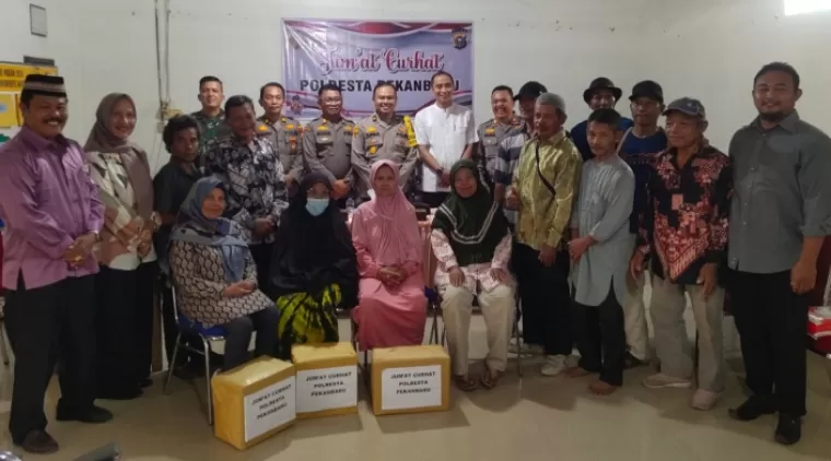 Polresta Pekanbaru Gelar Program Cooling System, Tampung Aspirasi Warga Kelurahan Delima