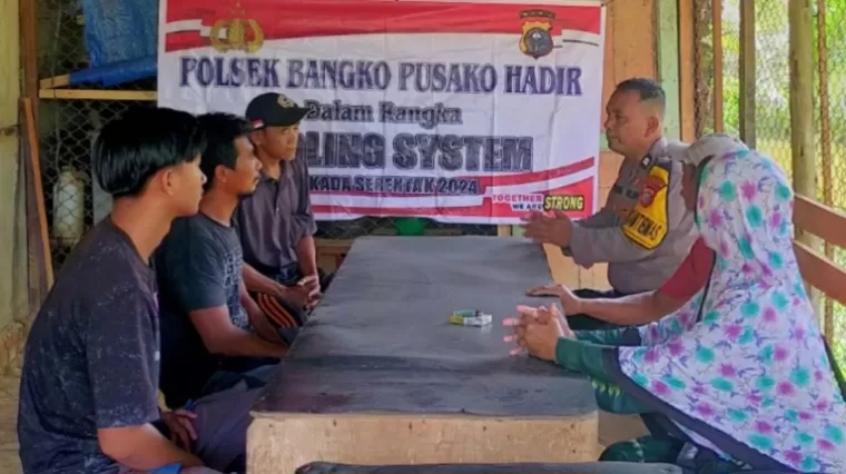 Polsek Bangko Pusako Gelar Sambang Warga, Dukung Pemilu Damai 2024 Lewat Operasi Mantap Praja