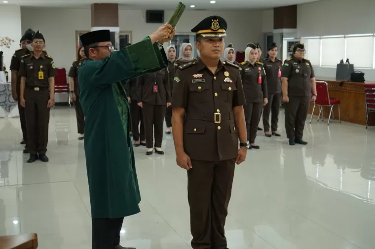 Rionov Oktana Promosi ke Kejati Riau, Niky Juniesmero Gantikan Posisi Kasi Pidsus