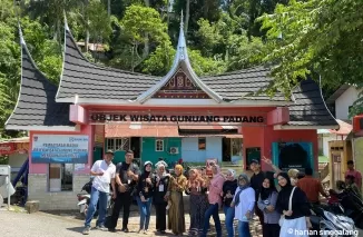 Dukung SDG's, Universitas Bung Hatta Kembangkan Potensi Wisata Gunuang Padang