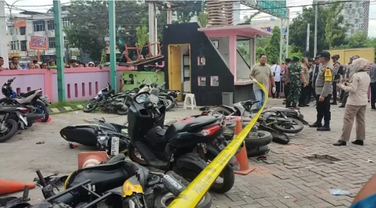 Kericuhan di Sonic Car Wash Pekanbaru, 3 Mobil dan 20 Motor Rusak