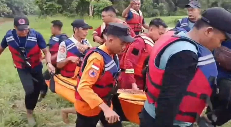 Pencarian Usai, Fahri Ditemukan di Hilir Sungai Sail Tak Bernyawa