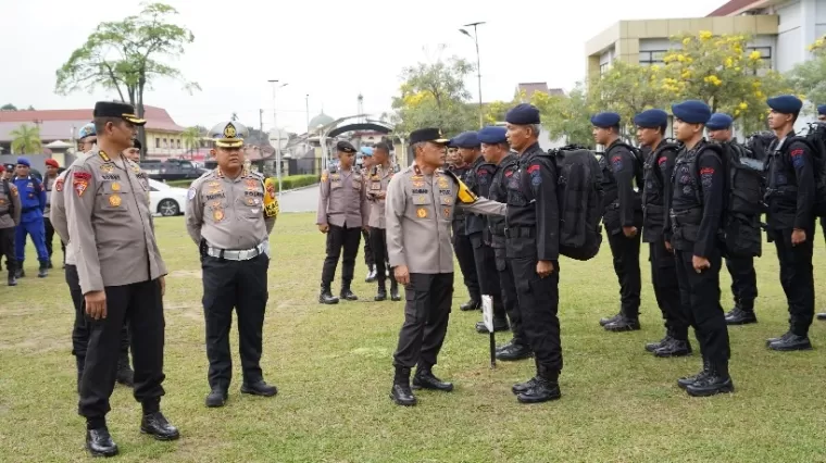 Siap Amankan Pilkada, 1.395 Personel Polda Riau Diterjunkan ke Penjuru Riau