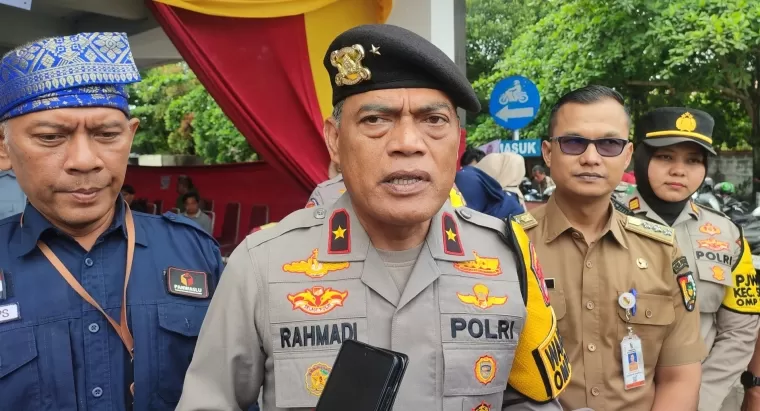 Tinjau Sejumlah TPS di Pekanbaru, Begini Pesan Damai Wakapolda Riau