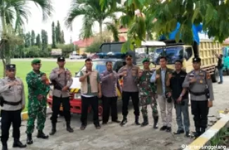 Kapolsek Bangko Pusako Kawal Langsung Pergeseran Logistik Pilkada ke Gudang KPU Rohil