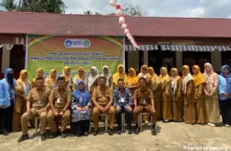 Mahasiswa KKN Unri 2024 Gelar Kompetensi Guru dengan Media Pembelajaran Berbasis Kearifan Lokal