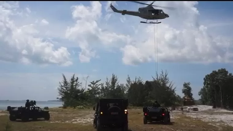 TNI AL Gelar Latihan Operasi Khusus di Pantai Todak, Dabo Singkep