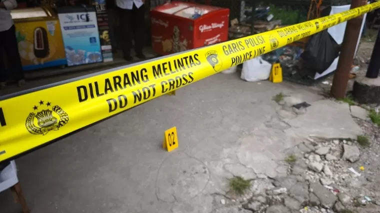 Cekcok Berujung Penusukan di Pekanbaru, Pelaku Bersenpi Diburu Polisi