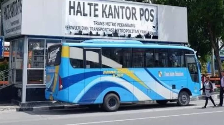 Pengemudi Bus Trans Metro Pekanbaru ditahan Polisi Usai Tabrak Pelajar Hingga Tewas