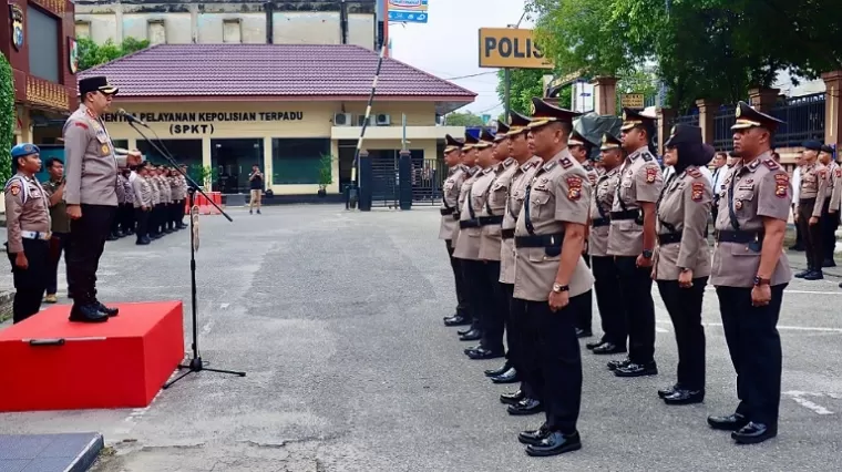 Pimpin Upacara Sertijab 6 Pejabat Baru, Begini Kata Kapolresta Pekanbaru