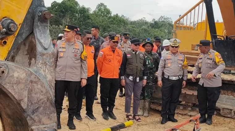 Kecelakaan Tunggal di Jembatan Sungai Segati, 14 Orang Ditemukan Meninggal 1 Orang Dalam Pencarian