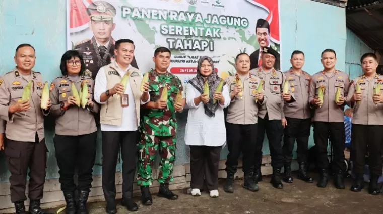 Polresta Pekanbaru Hadiri Panen Raya Jagung Serentak  Bersama Kapolri Secara Virtual