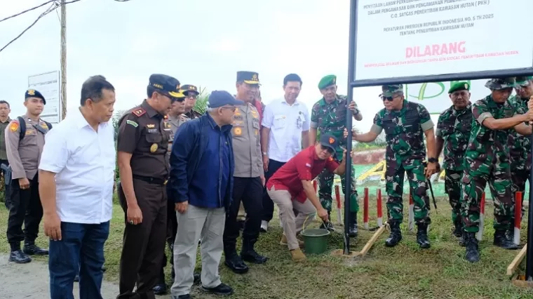 Satgas PKH Sita 5.764 Hektare Lahan Milik PT Johan Sentosa di Kampar