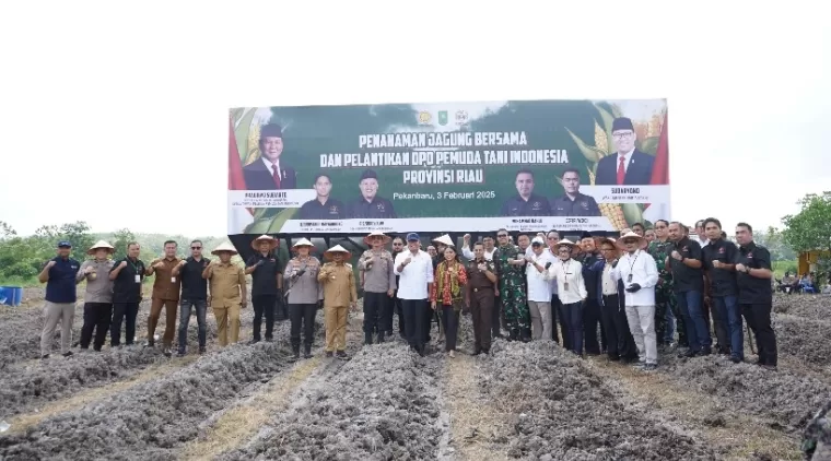 Wamentan Sudaryono Tegaskan Pentingnya Swasembada Jagung untuk Kesejahteraan Petani di Riau