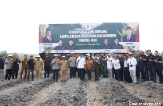 Wamentan Sudaryono Tegaskan Pentingnya Swasembada Jagung untuk Kesejahteraan Petani di Riau