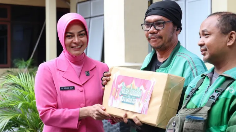 Bazar Ramadhan Polri Presisi 2025, Polresta Pekanbaru Gelar Baksos untuk Ojek Online