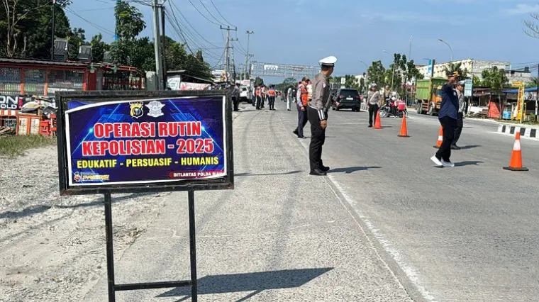 Jelang Operasi Ketupat, Ditlantas Polda Riau Gencarkan Penertiban Kendaraan ODOL dan Travel Gelap