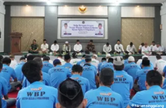 Kakanwil Ditjenpas Riau Pererat Silaturahmi dengan Warga Binaan, Gelar Buka Puasa di Rutan Pekanbaru