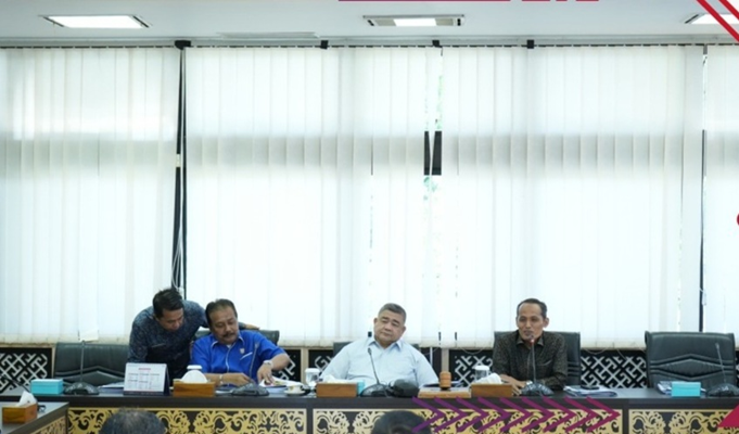 Foto Evaluasi Program Tahun 2023, Komisi II DPRD Sumbar Mendorong Kemajuan dan Efektivitas