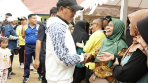 Foto Program Pemerintah Car Free Day (CFD) Paket Lengkap Pelayanan Pemerintah