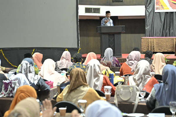 Foto Gubernur Mahyeldi Menegaskan Peran Pembinaan dalam Keberlanjutan Koperasi