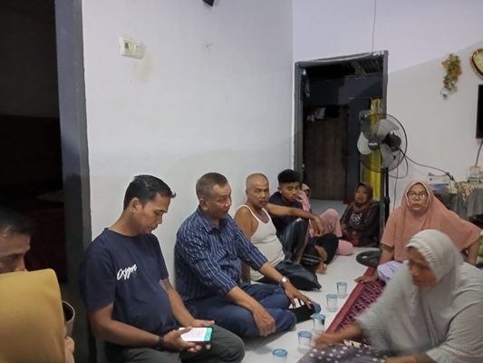 Bupati Pesisir Selatan Rusma Yul Anwar Kunjungi Korban Kebakaran di Nagari Salido Sari Bulan