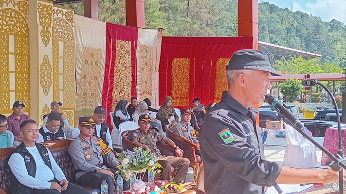 Foto Bupati Pesisir Selatan yang Diwakilkan Sekda Ikuti Apel Siaga Pengawasan Masa Tenang