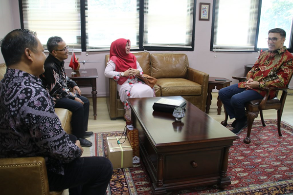 Foto Rektor UIN IB Padang Jalin Kerjasama dengan Turki, Mahasiswa akan Ikuti Short Course di Istanbul Foundation