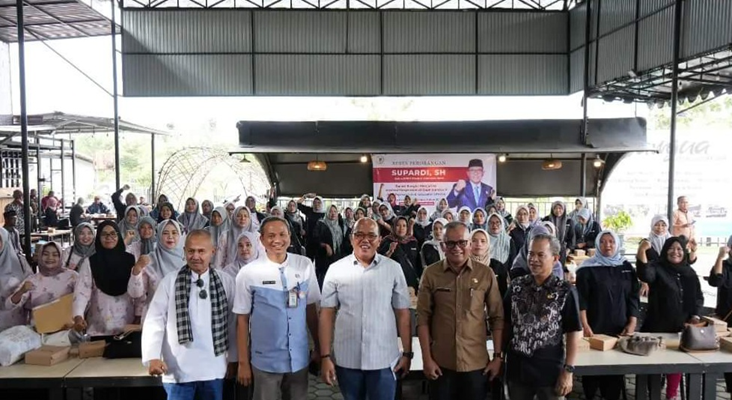 Foto Ketua DPRD Sumbar, Supardi, Sambut Antusiasme Masyarakat Kota Payakumbuh pada Kegiatan Reses