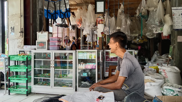 Foto Kios Pertanian di Pasar Muaralabuh Dibobol Maling