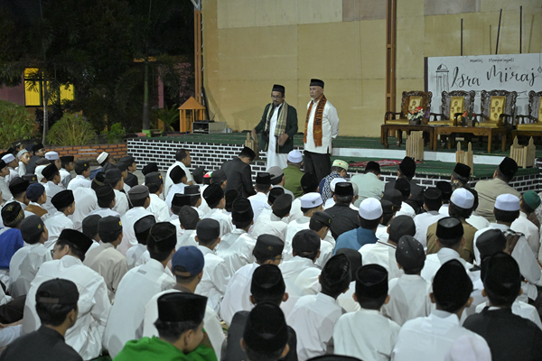 Foto Gubernur Mahyeldi Berharap PPTQ Mu'allimin Muhammadiyah Menjadi Alat Pencetak Hafiz Qur'an yang Semakin Berkembang